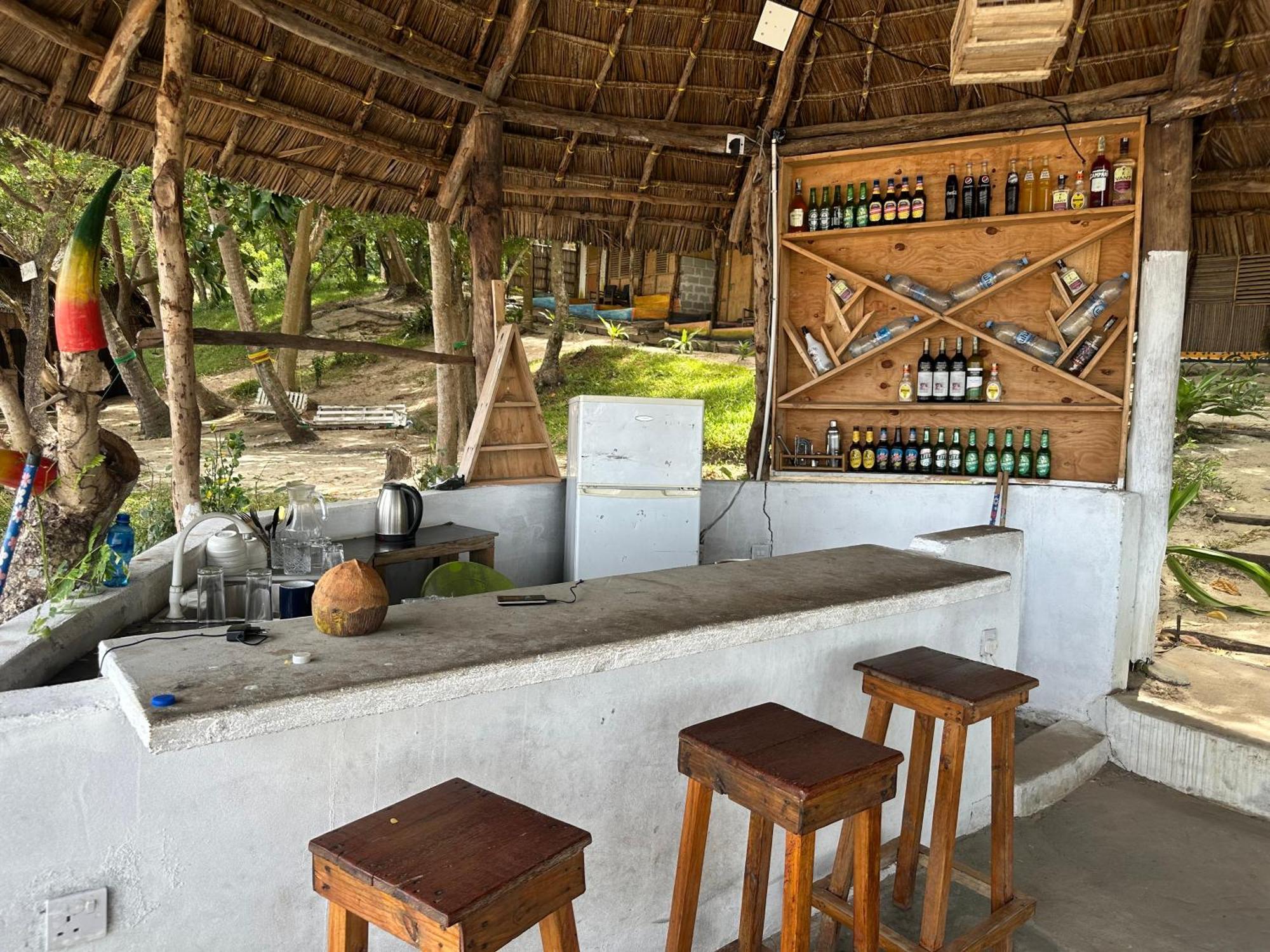 Maweni Beach Bungalows Kilindoni Exterior foto