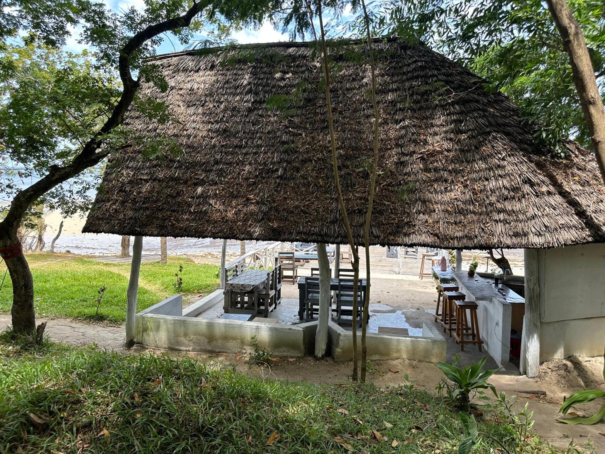 Maweni Beach Bungalows Kilindoni Exterior foto